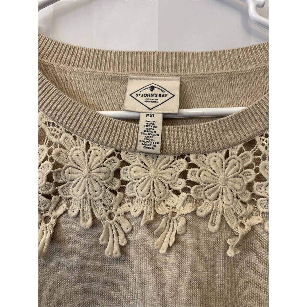 Women's Vintage St John's Bay Sweater Beige Embroidered Floral Laced Collar PXL - Picture 2 of 5